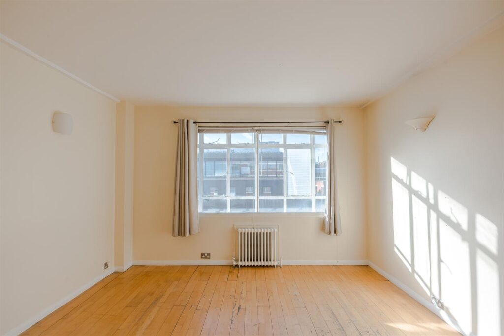 University Street, Bloomsbury, London, WC1E 6JP