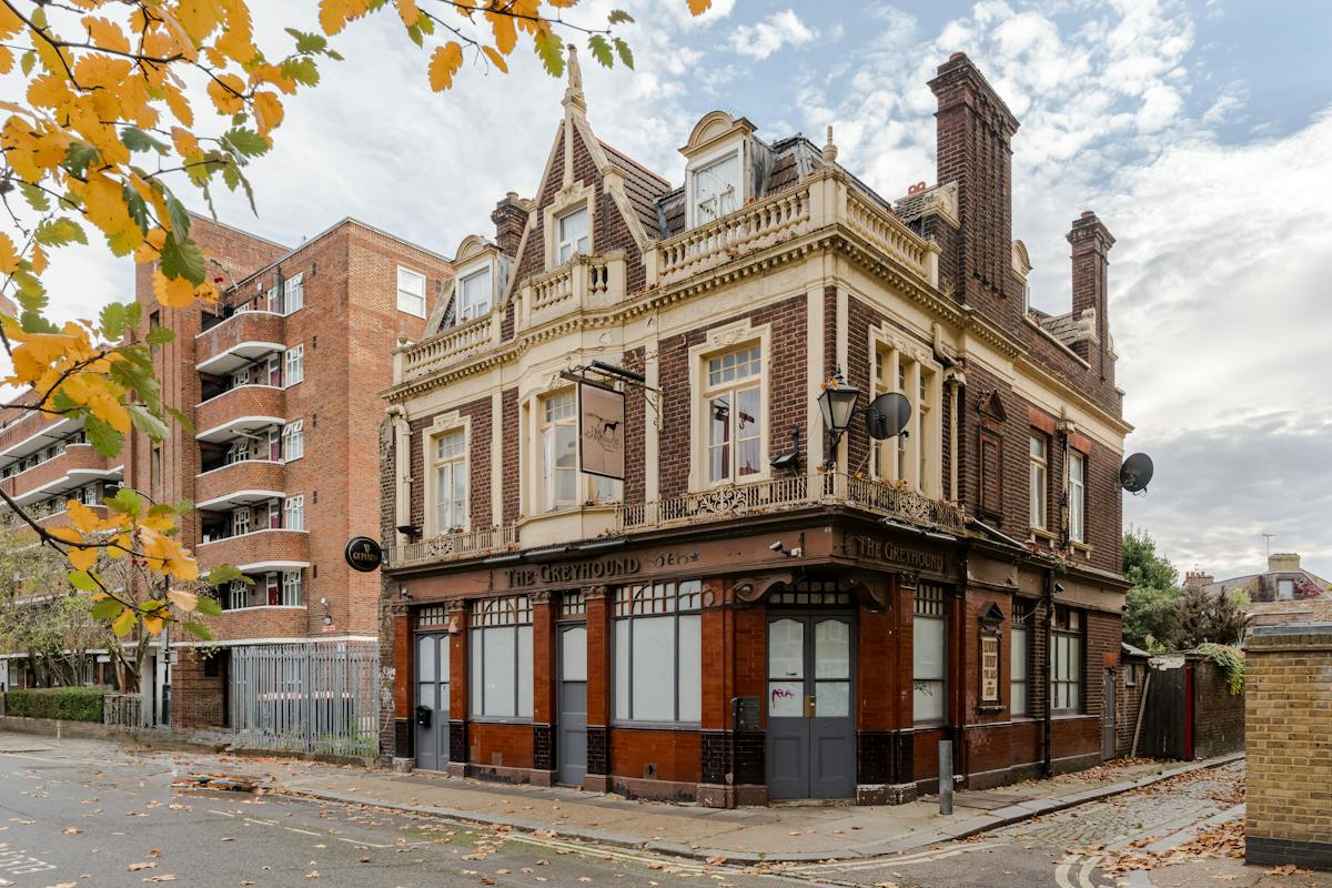 49 Becklow Road